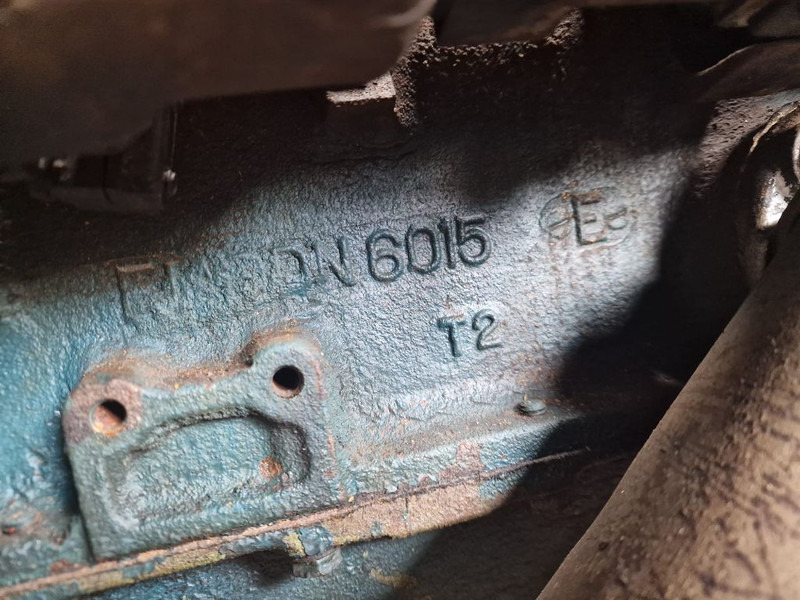 Moteur Ford F2 6015: photos 8 Moteur Ford F2 6015: photos 8