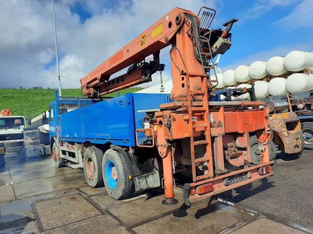 MAN 26.280 DF 6X4 PALFINGER CRANE - Camion plateau: photos 4 MAN 26.280 DF 6X4 PALFINGER CRANE - Camion plateau: photos 4