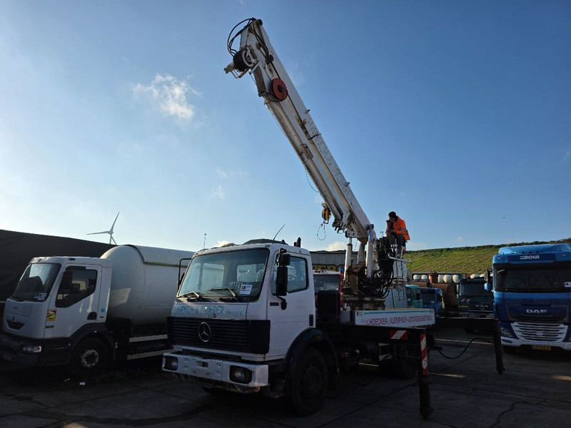 Mercedes-Benz 1722K - Camion grue: photos 2 Mercedes-Benz 1722K - Camion grue: photos 2