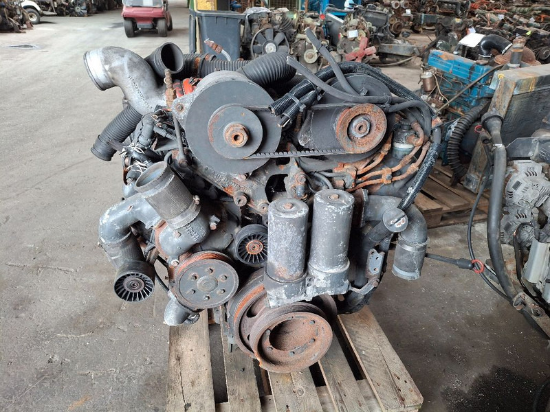 Mercedes-Benz OM442LA - Moteur: photos 2 Mercedes-Benz OM442LA - Moteur: photos 2