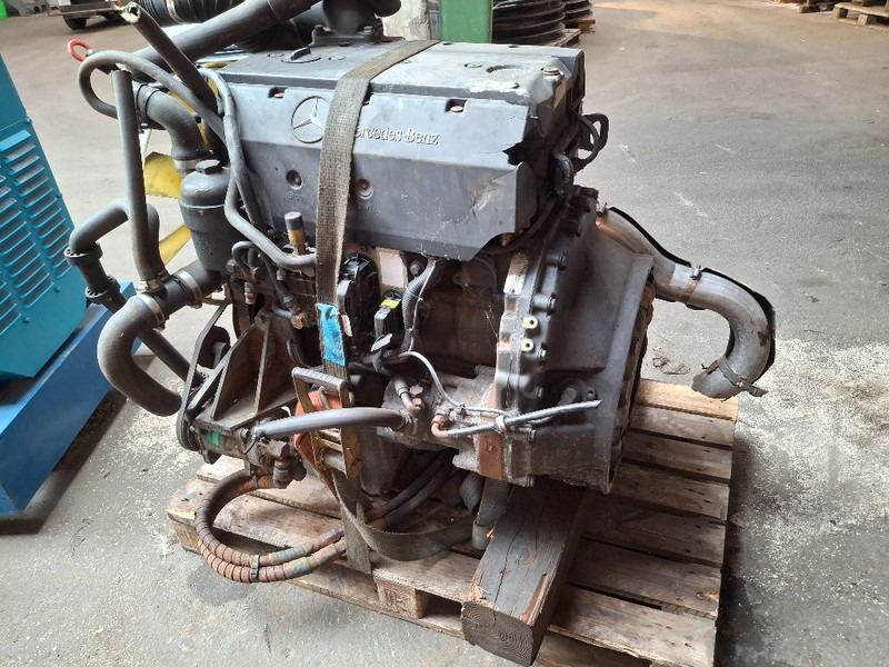 Mercedes-Benz OM904LA - Moteur: photos 4 Mercedes-Benz OM904LA - Moteur: photos 4