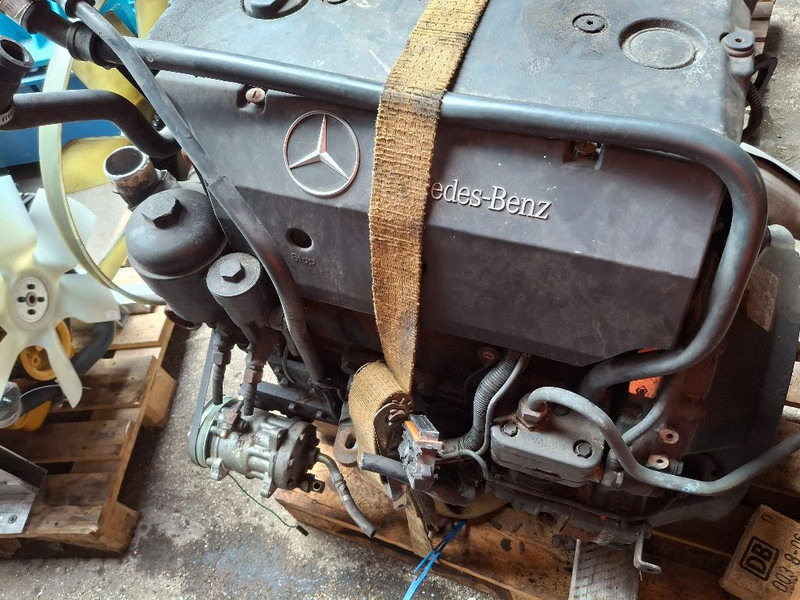 Mercedes-Benz OM904LA - Moteur: photos 4 Mercedes-Benz OM904LA - Moteur: photos 4