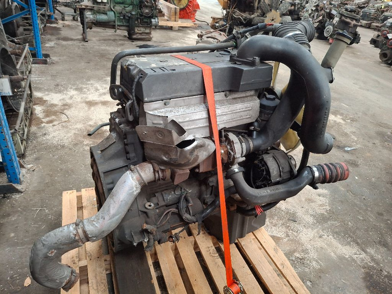 Mercedes-Benz OM904LA - Moteur: photos 3 Mercedes-Benz OM904LA - Moteur: photos 3