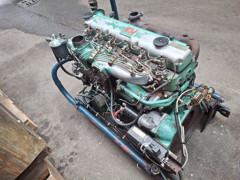 Mitsubishi 6DS70-P - Moteur: photos 5 Mitsubishi 6DS70-P - Moteur: photos 5