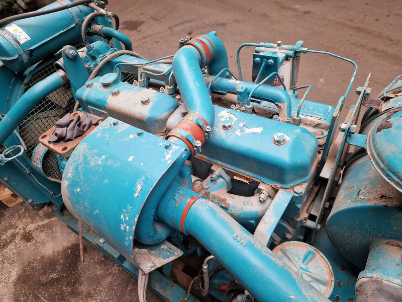 DAF 825 TURBO - Pièces de rechange: photos 4 DAF 825 TURBO - Pièces de rechange: photos 4