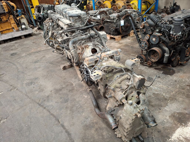 Scania DT1212 - 420HP (R420) - Moteur: photos 3 Scania DT1212 - 420HP (R420) - Moteur: photos 3