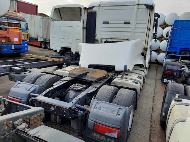 MAN TGX 18.400 - Tracteur routier: photos 3 MAN TGX 18.400 - Tracteur routier: photos 3