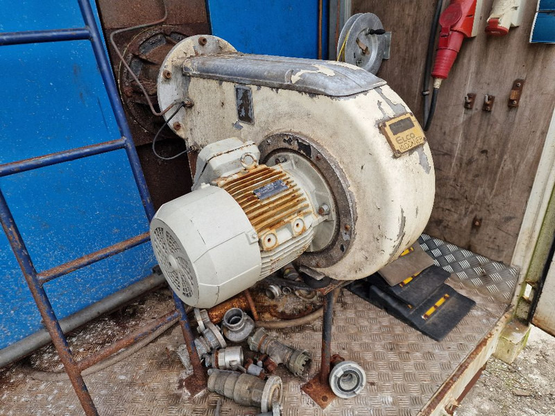 Koks Low pressure warm water unit with generator - Pompe à liquide de refroidissement: photos 5 Koks Low pressure warm water unit with generator - Pompe à liquide de refroidissement: photos 5