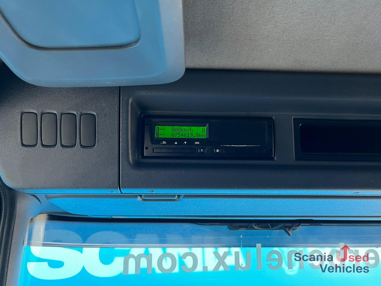 SCANIA P 280 DB4x2MNA TAILLIFT 2T BOX 750x249x230cm - Camion fourgon: photos 4 SCANIA P 280 DB4x2MNA TAILLIFT 2T BOX 750x249x230cm - Camion fourgon: photos 4