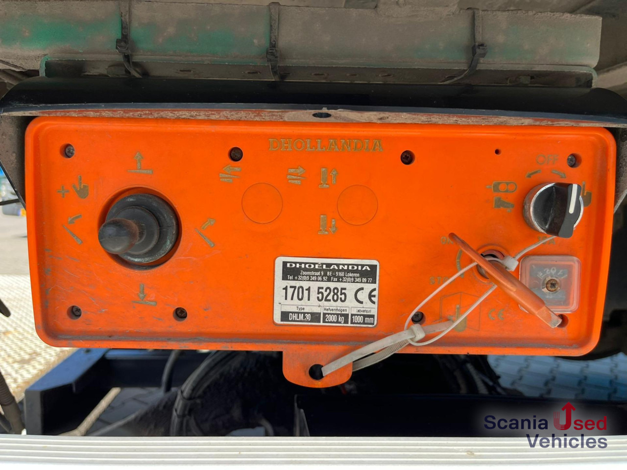 SCANIA P 320 DB6x2*4MNB RETARDER FULL AIR 8T TAIL LIFT 2T - Camion fourgon: photos 3 SCANIA P 320 DB6x2*4MNB RETARDER FULL AIR 8T TAIL LIFT 2T - Camion fourgon: photos 3