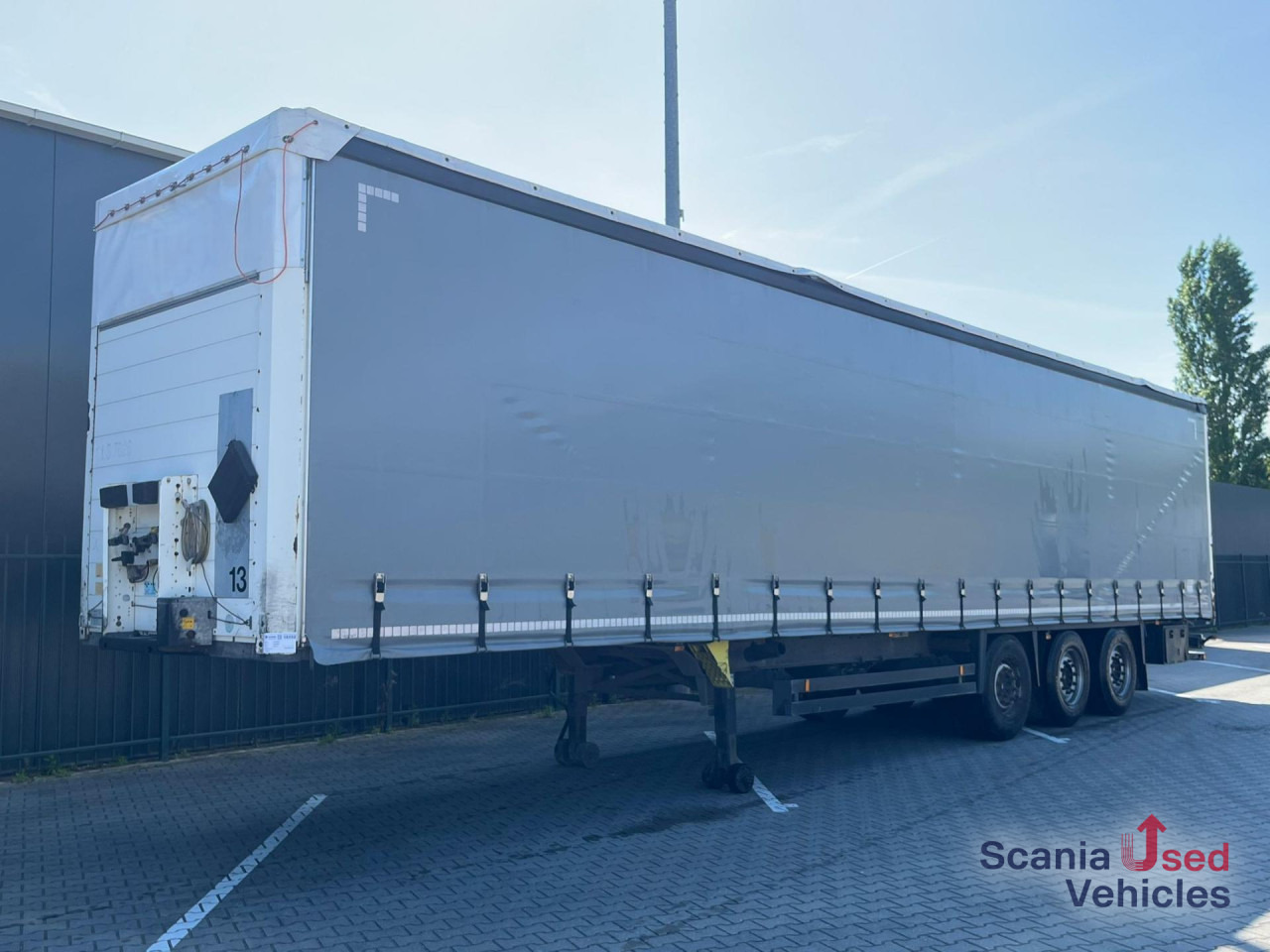 SCHMITZ SCHMITZ CURTAINSIDER 3 AXLE COILMULDE 6X STOCK - Semi-remorque rideaux coulissants: photos 1 SCHMITZ SCHMITZ CURTAINSIDER 3 AXLE COILMULDE 6X STOCK - Semi-remorque rideaux coulissants: photos 1