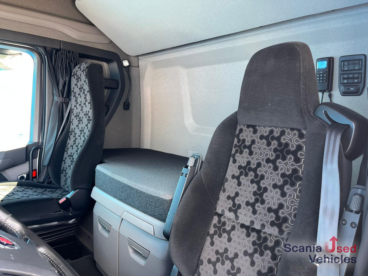 SCANIA S 500 A4x2NB RETARDER P-AIRCO FULL AIR 8T ACC - Tracteur routier: photos 5 SCANIA S 500 A4x2NB RETARDER P-AIRCO FULL AIR 8T ACC - Tracteur routier: photos 5