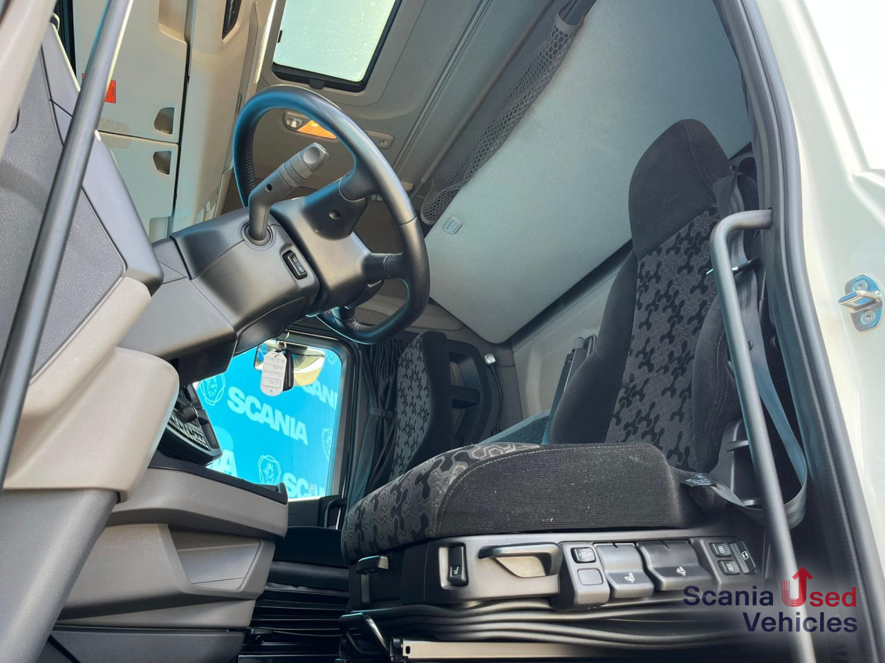 SCANIA S 500 A4x2NB RETARDER P-AIRCO FULL AIR 8T ACC - Tracteur routier: photos 4 SCANIA S 500 A4x2NB RETARDER P-AIRCO FULL AIR 8T ACC - Tracteur routier: photos 4