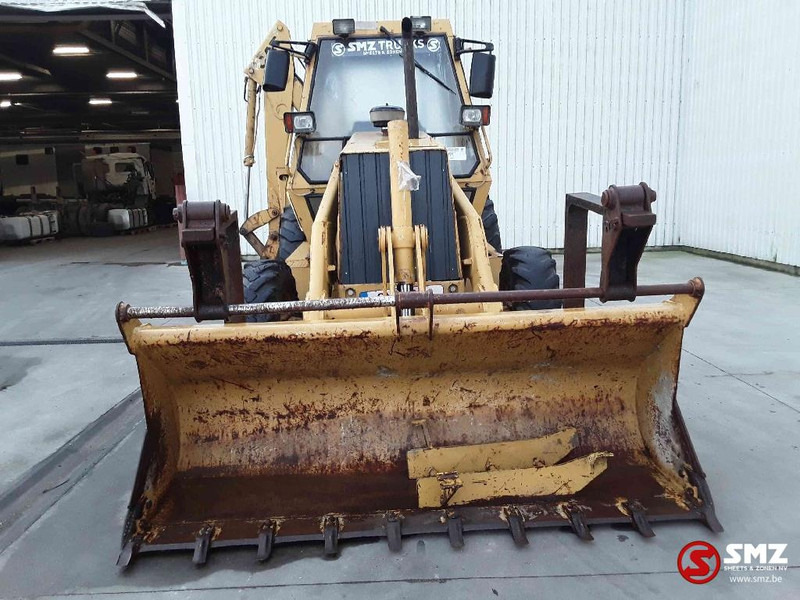Caterpillar 428 - Tractopelle: photos 2 Caterpillar 428 - Tractopelle: photos 2