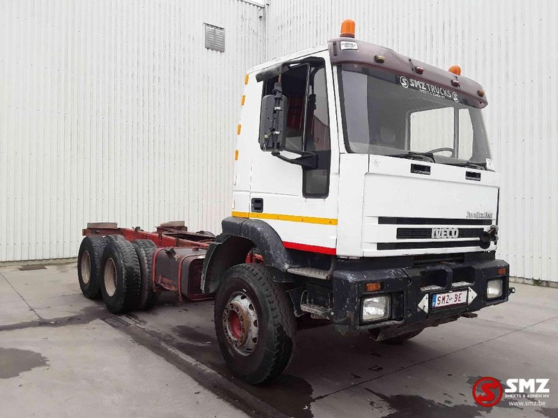 Iveco Eurotrakker 260.34 6x4 manual pump! - Châssis cabine: photos 1 Iveco Eurotrakker 260.34 6x4 manual pump! - Châssis cabine: photos 1