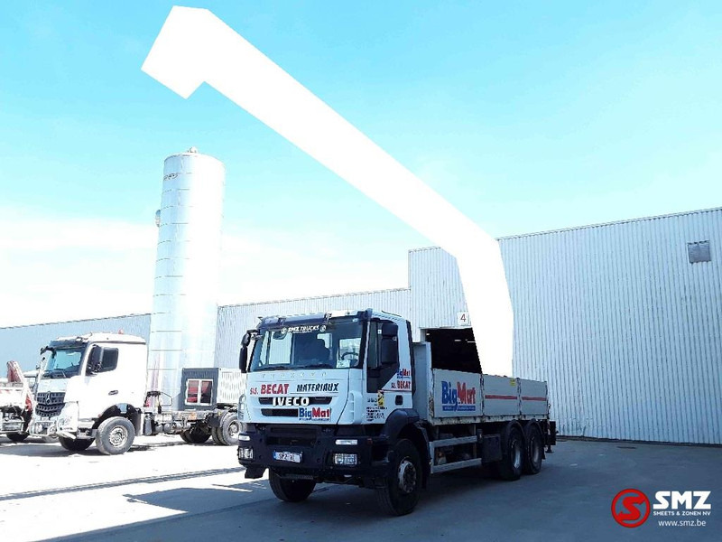 Iveco Trakker 360 Palfinger Pk18002 4+remote - Camion plateau, Camion grue: photos 3 Iveco Trakker 360 Palfinger Pk18002 4+remote - Camion plateau, Camion grue: photos 3