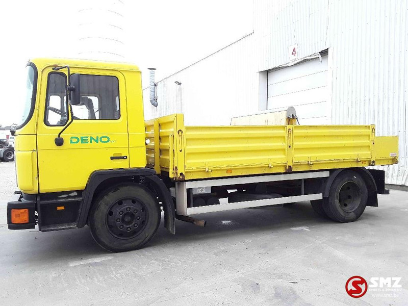 Camion plateau MAN: photos 5
