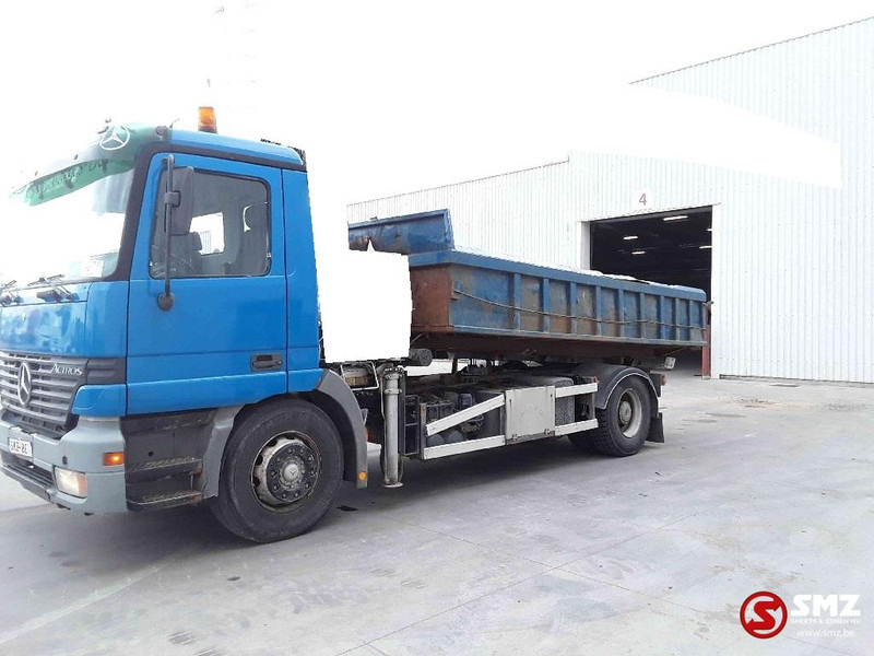 Mercedes-Benz Actros 1835 - Camion porte-conteneur/ Caisse mobile, Camion grue: photos 5 Mercedes-Benz Actros 1835 - Camion porte-conteneur/ Caisse mobile, Camion grue: photos 5