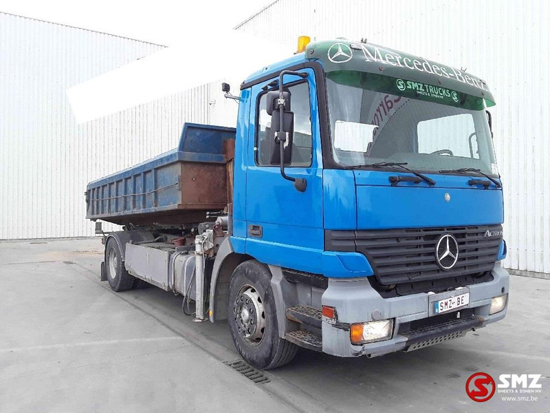Mercedes-Benz Actros 1835 - Camion porte-conteneur/ Caisse mobile, Camion grue: photos 1 Mercedes-Benz Actros 1835 - Camion porte-conteneur/ Caisse mobile, Camion grue: photos 1