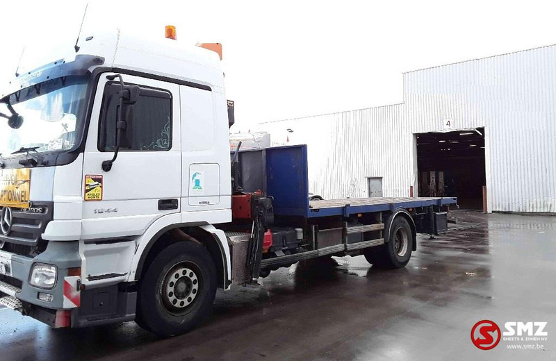 Mercedes-Benz Actros 1844 EPS / Twistlocks - Camion plateau, Camion grue: photos 5 Mercedes-Benz Actros 1844 EPS / Twistlocks - Camion plateau, Camion grue: photos 5