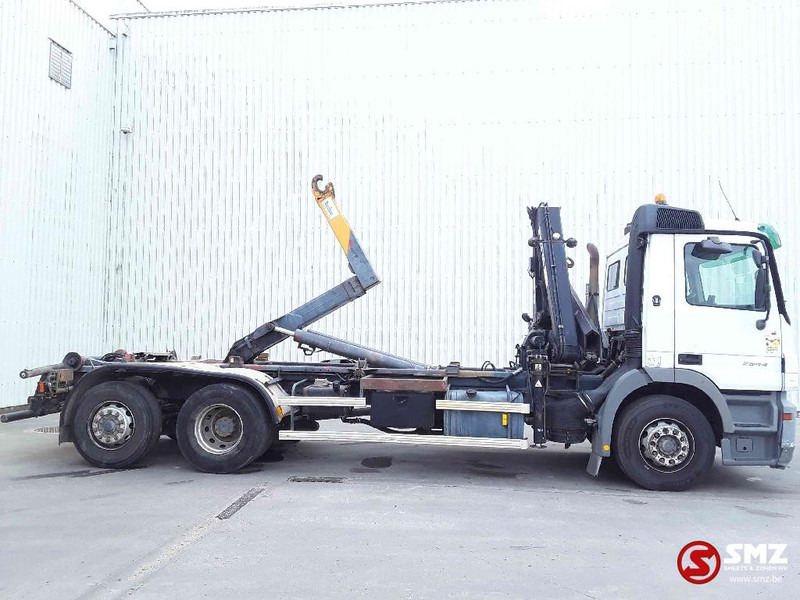 Mercedes-Benz Actros 2544 hiab 102.2 remote hook retarder - Camion porte-conteneur/ Caisse mobile, Camion grue: photos 4 Mercedes-Benz Actros 2544 hiab 102.2 remote hook retarder - Camion porte-conteneur/ Caisse mobile, Camion grue: photos 4