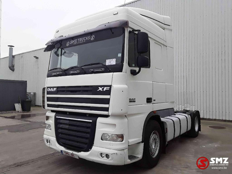 DAF 105 XF 460 manual - Tracteur routier: photos 3 DAF 105 XF 460 manual - Tracteur routier: photos 3