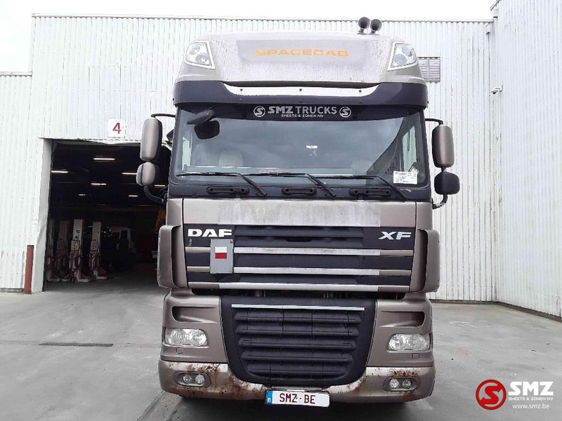 DAF 105 XF 460 superspacecab manual - Tracteur routier: photos 2 DAF 105 XF 460 superspacecab manual - Tracteur routier: photos 2