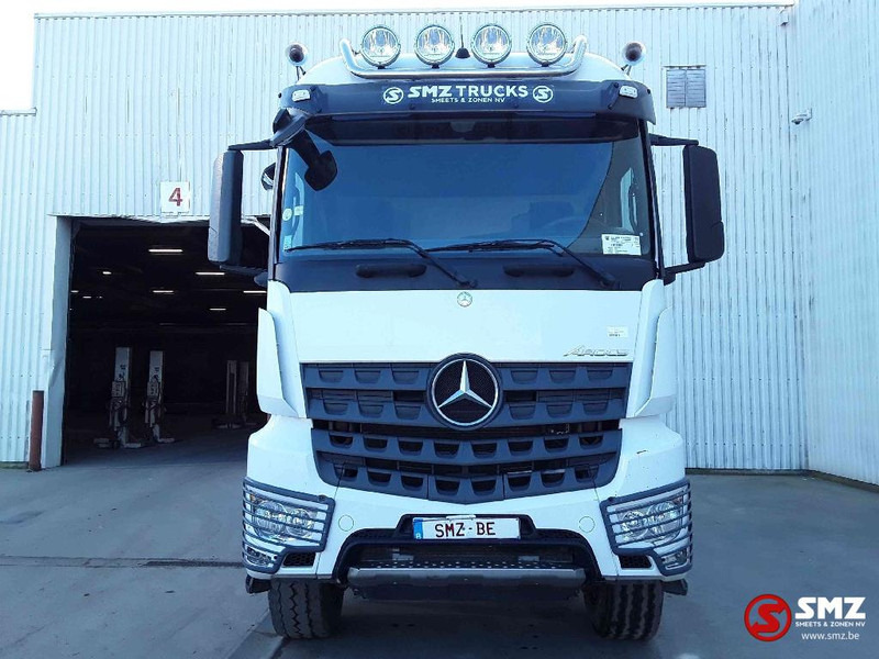 Mercedes-Benz Arocs 2051 4x4 Retarder NO hydrodrive!! - Tracteur routier: photos 2 Mercedes-Benz Arocs 2051 4x4 Retarder NO hydrodrive!! - Tracteur routier: photos 2