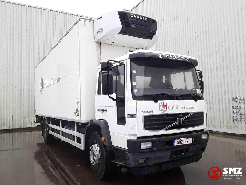 Volvo FL6 220 Carrièr supra 750 - Camion frigorifique: photos 1 Volvo FL6 220 Carrièr supra 750 - Camion frigorifique: photos 1
