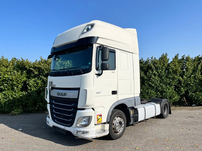 DAF XF 460 FT SSC Lowdeck Euro6 - Tracteur routier: photos 2 DAF XF 460 FT SSC Lowdeck Euro6 - Tracteur routier: photos 2