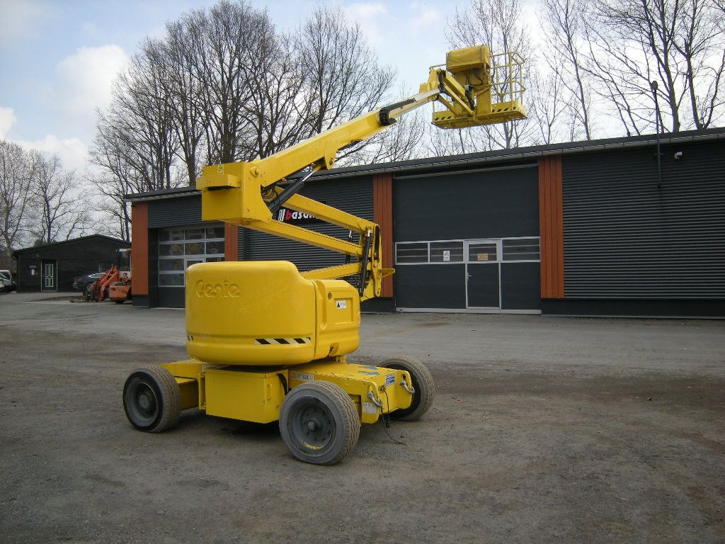 Genie Arbeitsbühne Genie Z 45/25 J, 15,8 m - Camion avec nacelle: photos 2 Genie Arbeitsbühne Genie Z 45/25 J, 15,8 m - Camion avec nacelle: photos 2