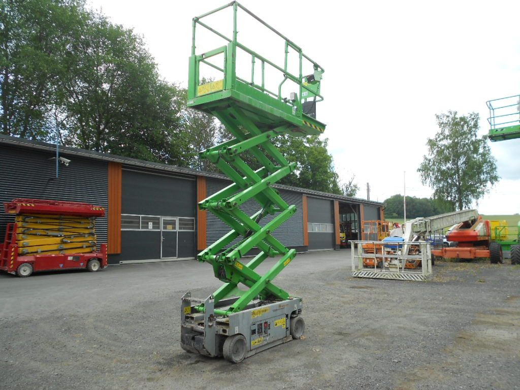 Genie GS 1932, Scherenarbeitsbühne Genie 8 m - Camion avec nacelle: photos 2 Genie GS 1932, Scherenarbeitsbühne Genie 8 m - Camion avec nacelle: photos 2