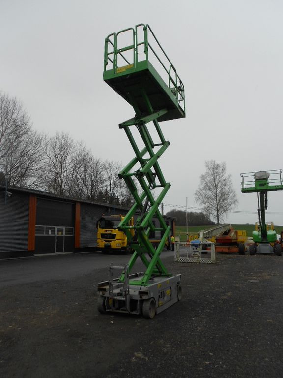 Genie GS 2646, Scherenarbeitsbühne Genie 9,9 m - Nacelle ciseaux: photos 2 Genie GS 2646, Scherenarbeitsbühne Genie 9,9 m - Nacelle ciseaux: photos 2