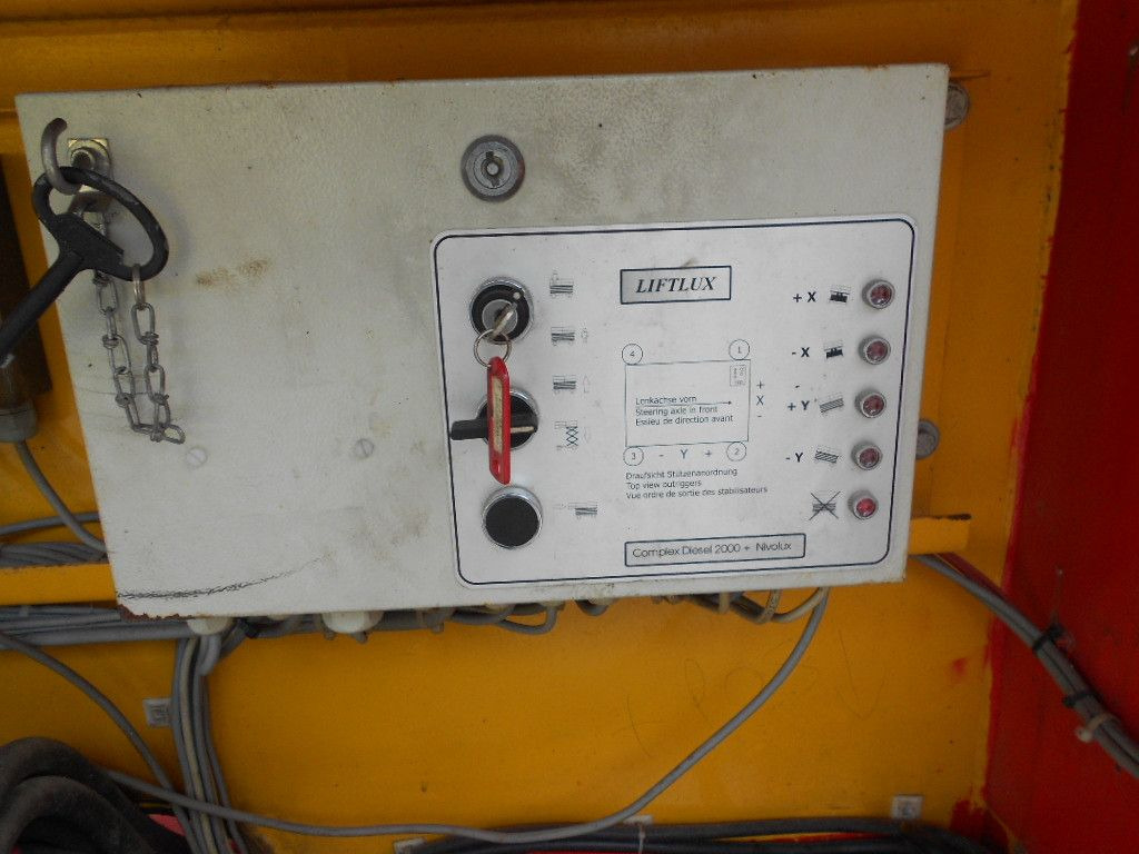 Nacelle ciseaux Scherenarbeitsbühne Liftlux SL205-25D4WD, AH 22 Scherenarbeitsbühne Liftlux SL205-25D4WD, AH 22: photos 14