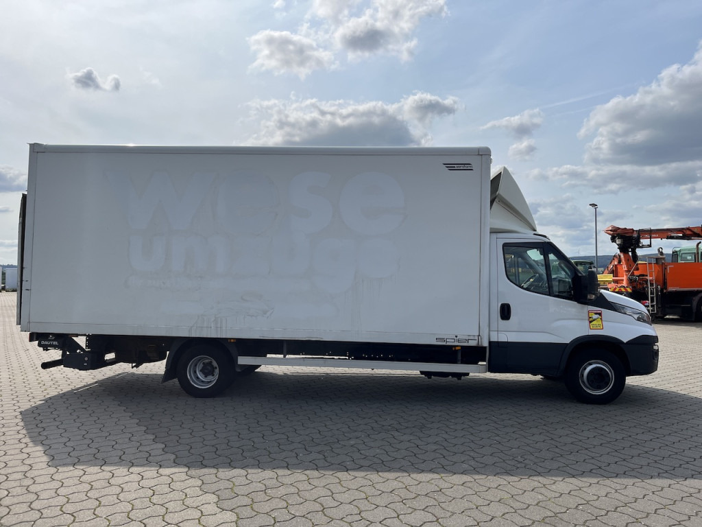 Iveco 70C18 Daily Koffer mit Ladebordwand - Fourgon grand volume: photos 5 Iveco 70C18 Daily Koffer mit Ladebordwand - Fourgon grand volume: photos 5