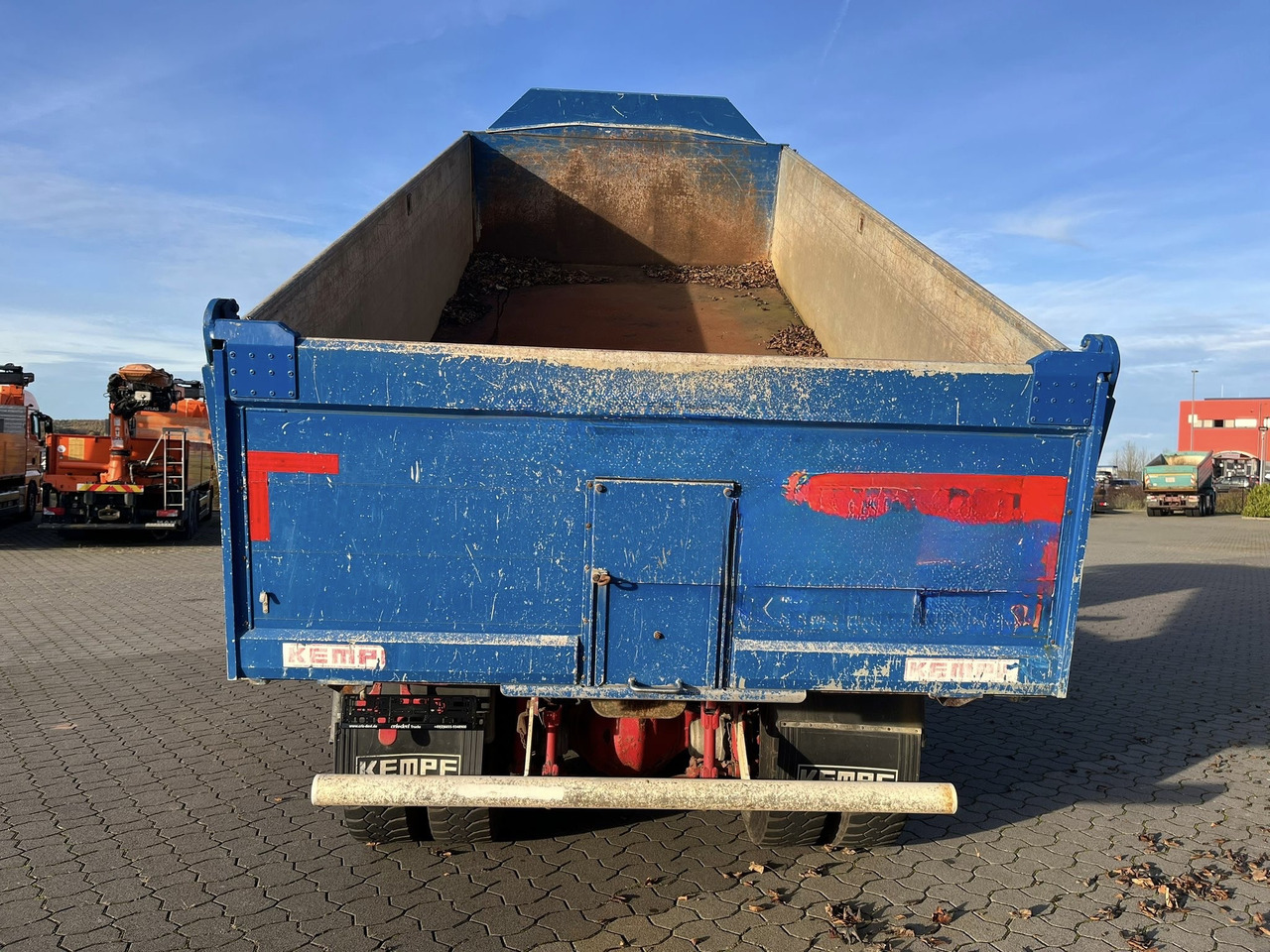 MAN TGS 26.440 6x4 Intarder - Camion benne: photos 2 MAN TGS 26.440 6x4 Intarder - Camion benne: photos 2