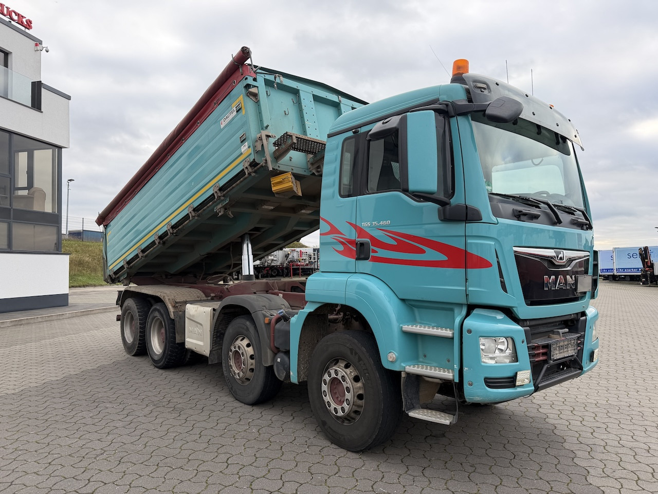 Camion benne MAN TGS 35.460 8x4  Dautel   Intarder: photos 8