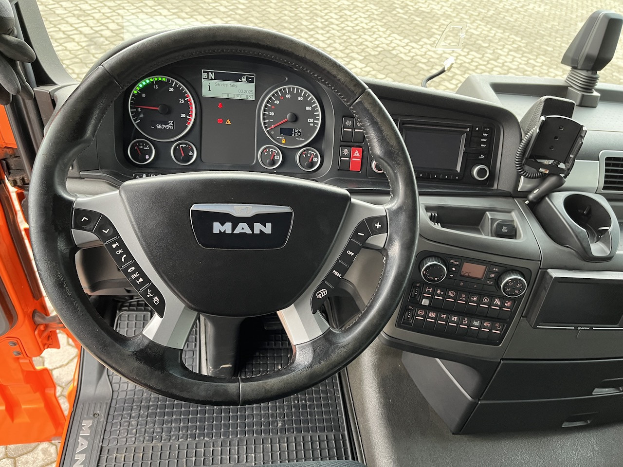 MAN TGX 26.480 6x2 Atlas 145.2 Baustoff - Camion grue, Camion plateau: photos 2 MAN TGX 26.480 6x2 Atlas 145.2 Baustoff - Camion grue, Camion plateau: photos 2