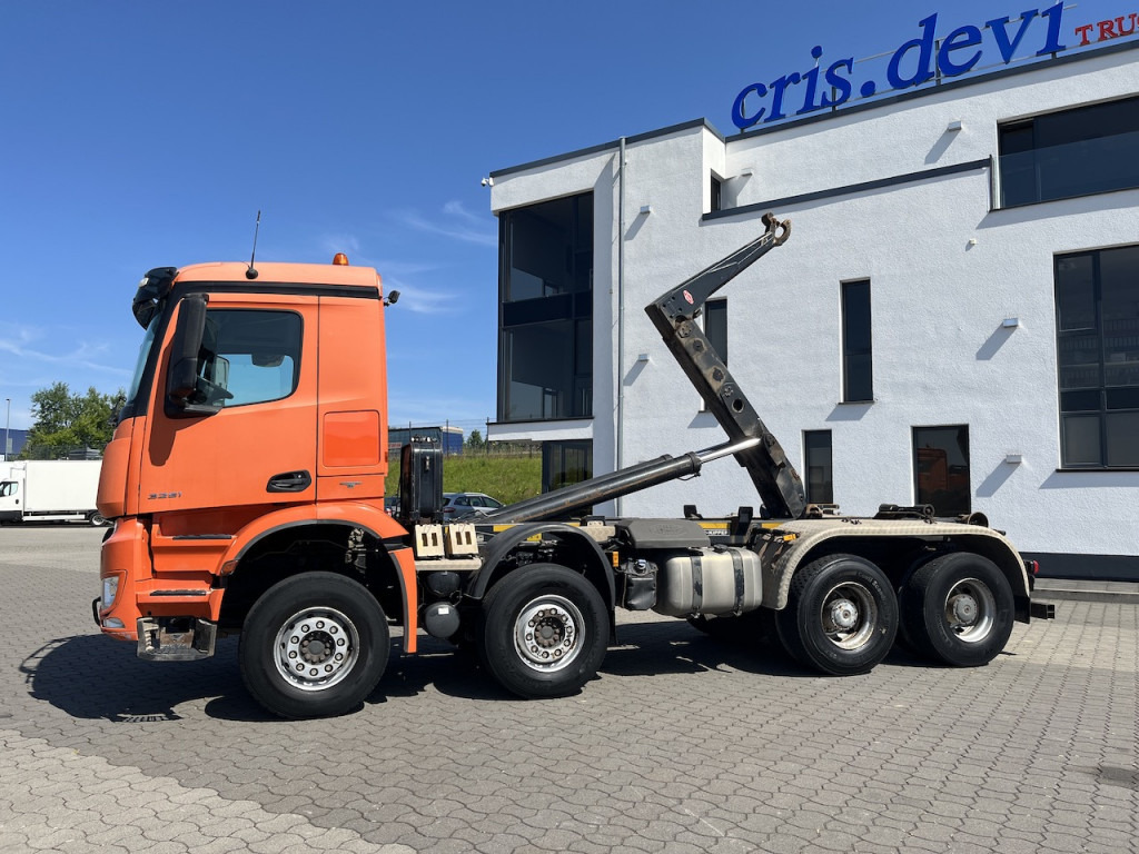 Mercedes-Benz Arocs 3251 8x4 Meiller 30 t Haken - Camion ampliroll: photos 2 Mercedes-Benz Arocs 3251 8x4 Meiller 30 t Haken - Camion ampliroll: photos 2