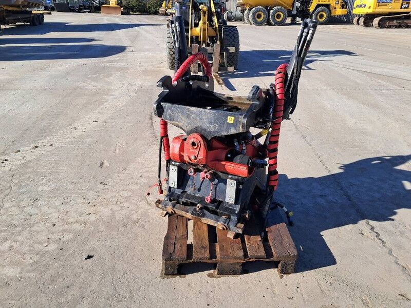 ROTOTILT R5 - Accessoire pour Engins de chantier: photos 3 ROTOTILT R5 - Accessoire pour Engins de chantier: photos 3