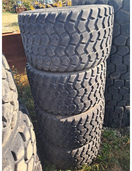 Aeolus 600/50R22.5 - Pneus et jantes pour Engins de chantier: photos 1 Aeolus 600/50R22.5 - Pneus et jantes pour Engins de chantier: photos 1