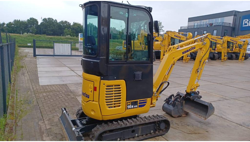 Komatsu PC16R-3HS - Mini pelle: photos 5 Komatsu PC16R-3HS - Mini pelle: photos 5