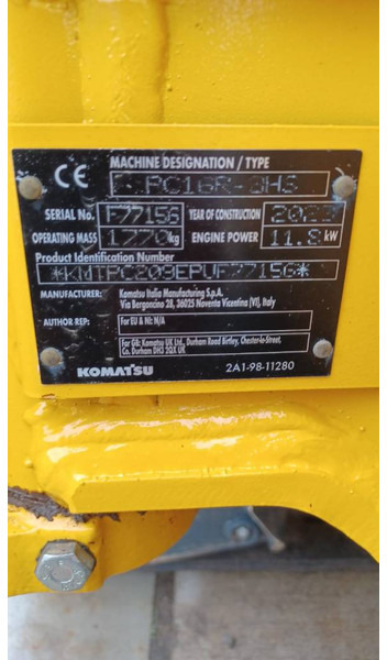 Komatsu PC16R-3HS - Mini pelle: photos 2 Komatsu PC16R-3HS - Mini pelle: photos 2