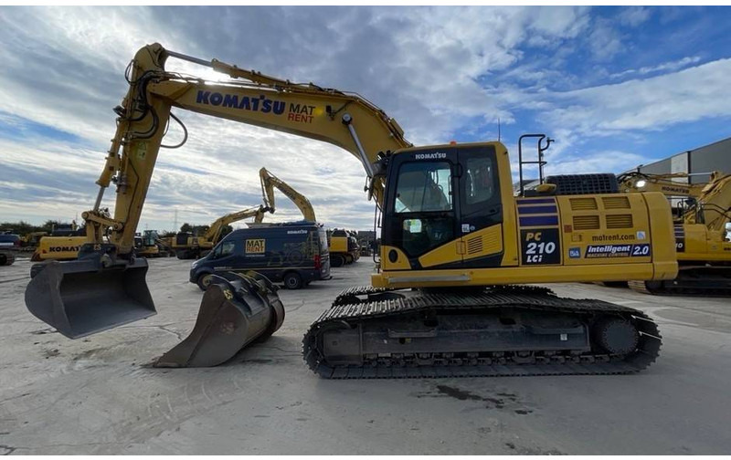 Komatsu PC210LCI-11E0 - Pelle sur chenille: photos 4 Komatsu PC210LCI-11E0 - Pelle sur chenille: photos 4