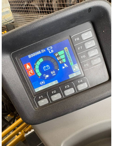 Komatsu PC33E-6 - Mini pelle: photos 4 Komatsu PC33E-6 - Mini pelle: photos 4