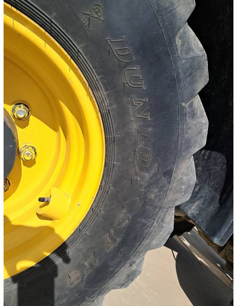 Chargeuse sur pneus Komatsu WA100M-8: photos 16 Chargeuse sur pneus Komatsu WA100M-8: photos 16