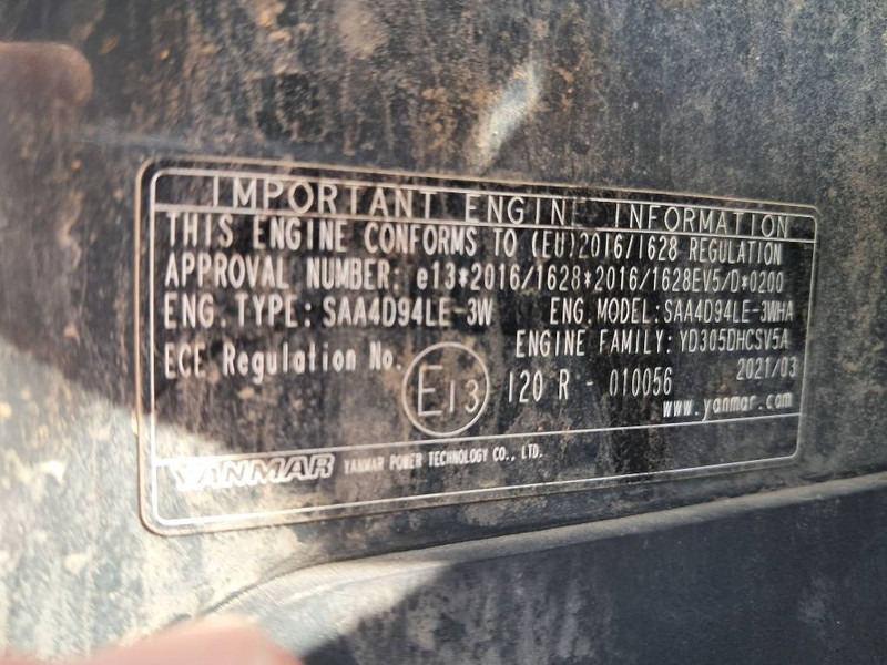 Chargeuse sur pneus Komatsu WA100M-8: photos 15 Chargeuse sur pneus Komatsu WA100M-8: photos 15