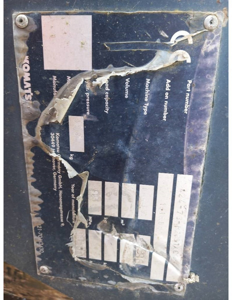 Komatsu WA380-8 Quick coupler & Bucket - Godet pour Engins de chantier: photos 5 Komatsu WA380-8 Quick coupler & Bucket - Godet pour Engins de chantier: photos 5