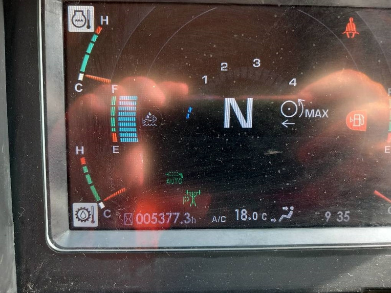 Chargeuse sur pneus Komatsu WA475-10: photos 15