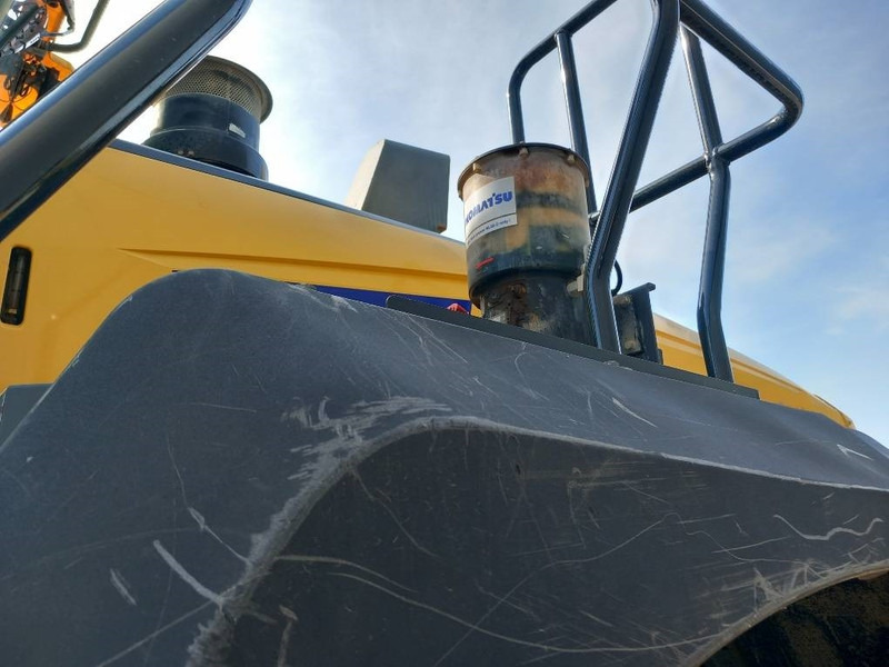 Chargeuse sur pneus Komatsu WA475-10: photos 7